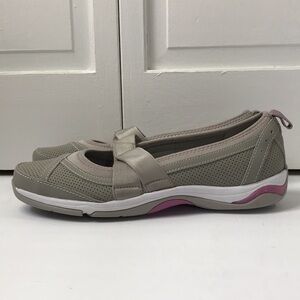 2/$50 RYKA Gray Slip On Shoes Size 9